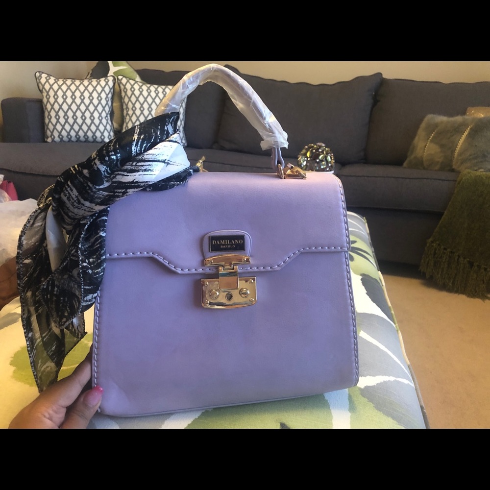 Purses - Picture 6 of 8